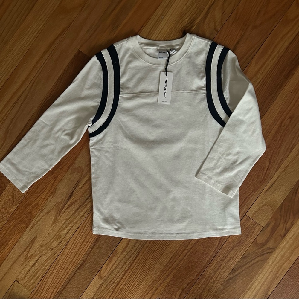 Aritzia Ace Tee
